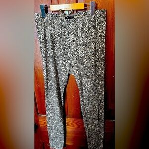 L/G - Lily Morgan Leggings